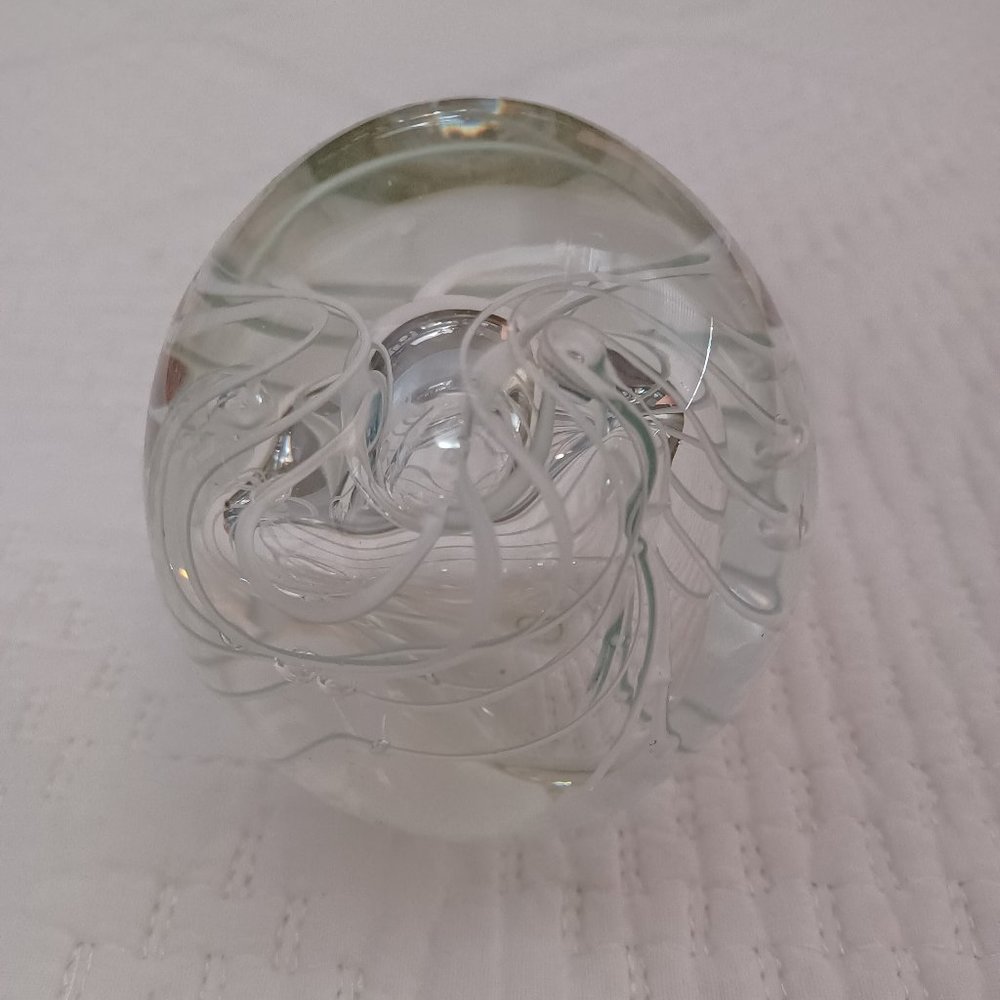 Large Egg-shaped paper weight